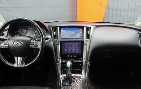 Infiniti Q50 I рестайлинг, 2014 год, 1 659 000 рублей, 6 фотография