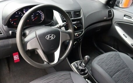 Hyundai Solaris II рестайлинг, 2014 год, 819 000 рублей, 5 фотография