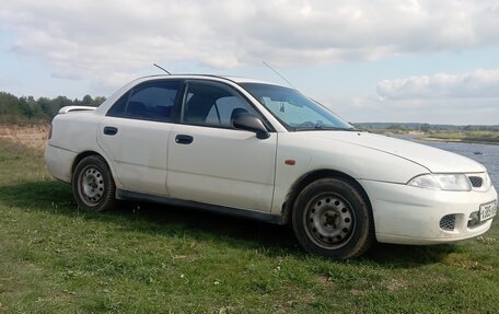Mitsubishi Carisma I, 1997 год, 220 000 рублей, 2 фотография