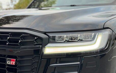 Toyota Land Cruiser, 2023 год, 10 700 000 рублей, 9 фотография