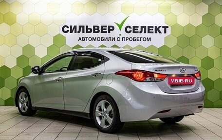 Hyundai Avante, 2011 год, 800 000 рублей, 6 фотография