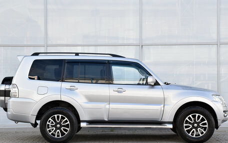 Mitsubishi Pajero IV, 2011 год, 1 894 000 рублей, 3 фотография
