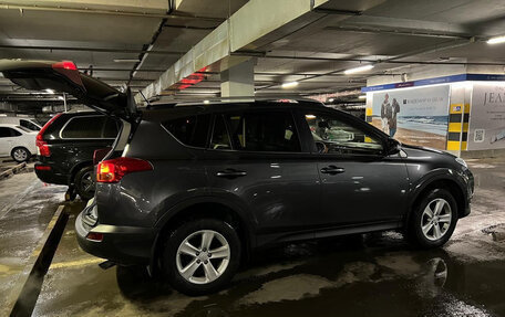 Toyota RAV4, 2014 год, 2 400 000 рублей, 3 фотография