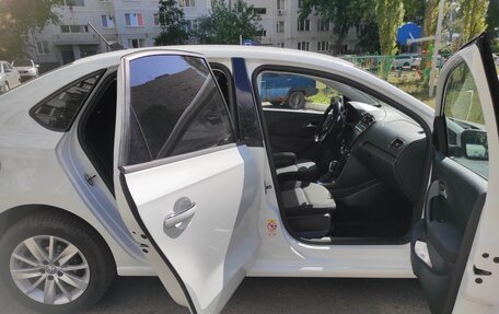 Volkswagen Polo VI (EU Market), 2017 год, 1 400 000 рублей, 3 фотография