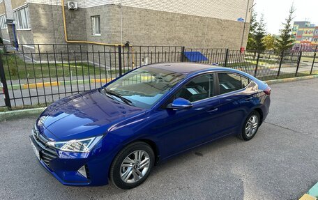 Hyundai Elantra VI рестайлинг, 2020 год, 2 000 000 рублей, 2 фотография