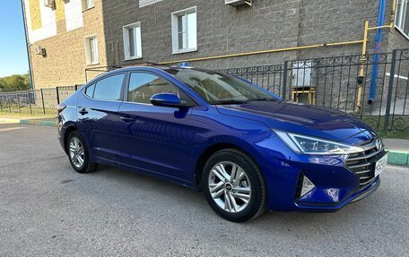 Hyundai Elantra VI рестайлинг, 2020 год, 2 000 000 рублей, 3 фотография