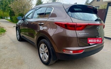 KIA Sportage IV рестайлинг, 2018 год, 1 590 000 рублей, 3 фотография