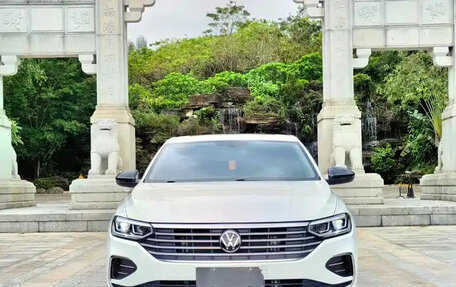 Volkswagen Lavida, 2022 год, 1 733 369 рублей, 2 фотография