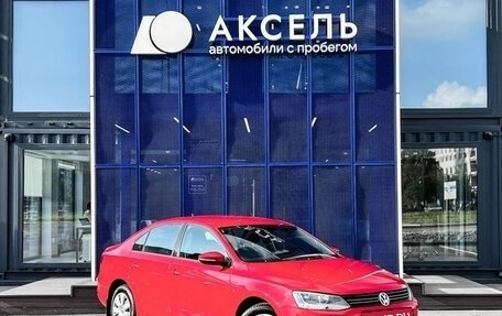 Volkswagen Jetta VI, 2011 год, 949 000 рублей, 3 фотография