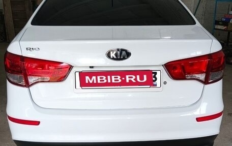 KIA Rio III рестайлинг, 2016 год, 1 000 000 рублей, 3 фотография