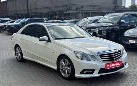 Mercedes-Benz E-Класс, 2011 год, 1 550 000 рублей, 3 фотография