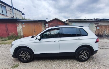 Volkswagen Tiguan II, 2019 год, 2 150 000 рублей, 4 фотография