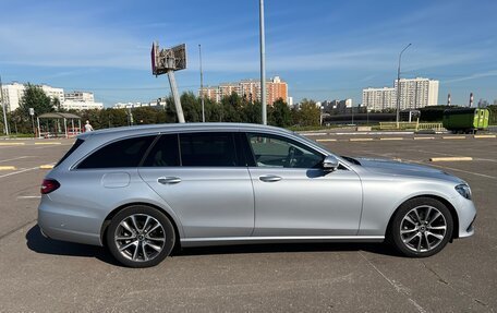 Mercedes-Benz E-Класс, 2021 год, 3 900 000 рублей, 7 фотография
