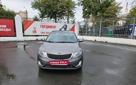 KIA Rio III рестайлинг, 2013 год, 880 000 рублей, 2 фотография