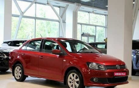 Volkswagen Polo VI (EU Market), 2013 год, 715 000 рублей, 3 фотография