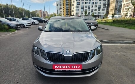 Skoda Octavia, 2020 год, 1 980 000 рублей, 2 фотография