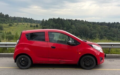 Chevrolet Spark III, 2012 год, 620 000 рублей, 2 фотография
