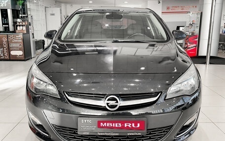 Opel Astra J, 2013 год, 650 000 рублей, 2 фотография
