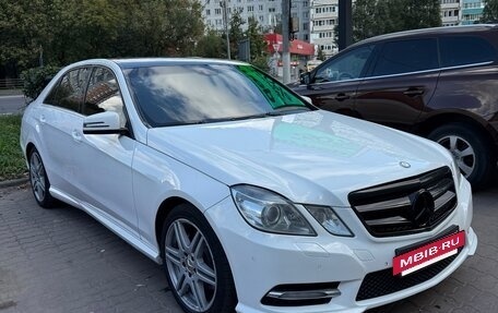 Mercedes-Benz E-Класс, 2012 год, 1 500 000 рублей, 2 фотография