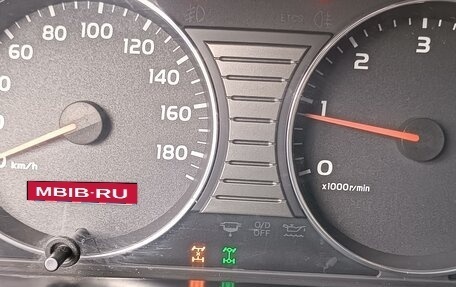Toyota Land Cruiser 100 рестайлинг 2, 2003 год, 2 870 000 рублей, 4 фотография