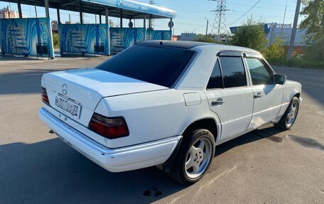 Mercedes-Benz E-Класс, 1994 год, 180 000 рублей, 6 фотография