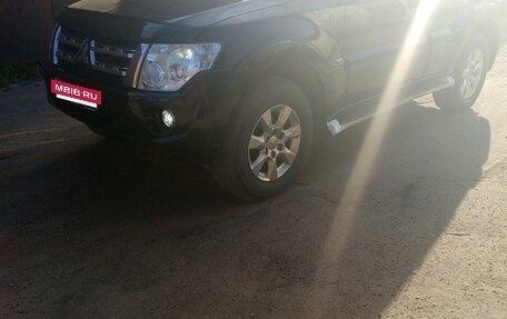 Mitsubishi Pajero IV, 2012 год, 1 550 000 рублей, 3 фотография