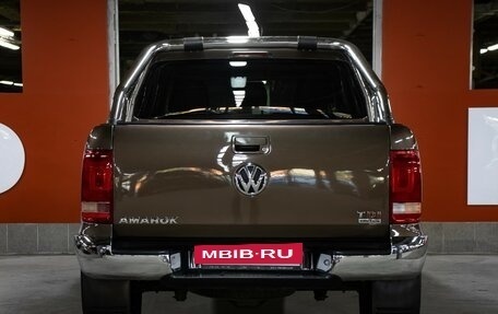 Volkswagen Amarok I рестайлинг, 2015 год, 1 998 000 рублей, 6 фотография