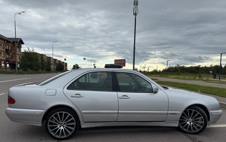 Mercedes-Benz E-Класс, 2002 год, 650 000 рублей, 3 фотография