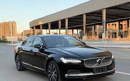 Volvo S90 II рестайлинг, 2025 год, 5 263 000 рублей, 3 фотография