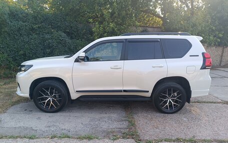 Toyota Land Cruiser Prado 150 рестайлинг 2, 2022 год, 6 900 000 рублей, 6 фотография