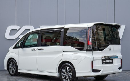 Honda Stepwgn IV, 2015 год, 1 785 000 рублей, 2 фотография