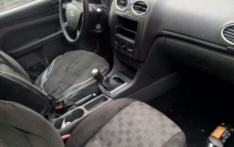 Ford Focus II рестайлинг, 2006 год, 175 000 рублей, 2 фотография