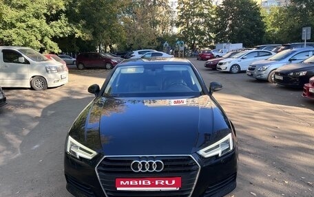 Audi A4, 2017 год, 1 850 000 рублей, 2 фотография