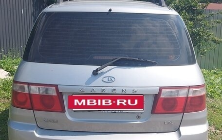 KIA Carens I (RS), 2005 год, 450 000 рублей, 3 фотография