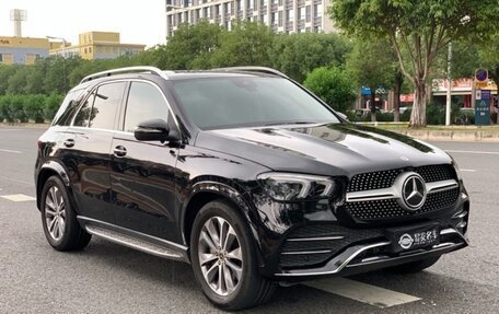 Mercedes-Benz GLE, 2022 год, 5 850 000 рублей, 3 фотография