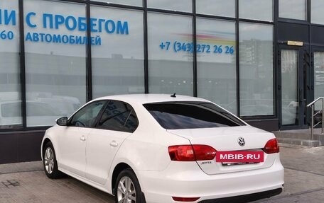 Volkswagen Jetta VI, 2012 год, 935 000 рублей, 3 фотография