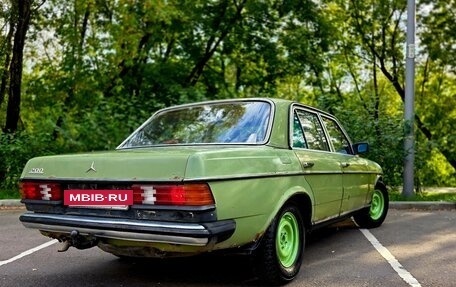 Mercedes-Benz W123, 1980 год, 199 000 рублей, 4 фотография