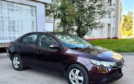 KIA Cerato III, 2009 год, 600 000 рублей, 3 фотография