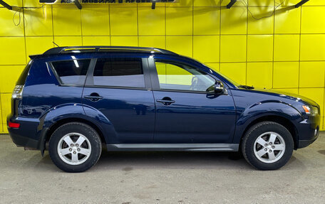 Mitsubishi Outlander III рестайлинг 3, 2011 год, 1 041 000 рублей, 4 фотография