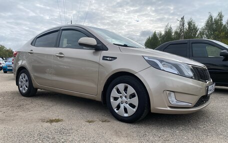 KIA Rio III рестайлинг, 2011 год, 695 000 рублей, 2 фотография