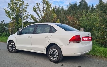 Volkswagen Polo VI (EU Market), 2011 год, 570 000 рублей, 3 фотография