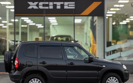 Chevrolet Niva I рестайлинг, 2020 год, 949 000 рублей, 3 фотография