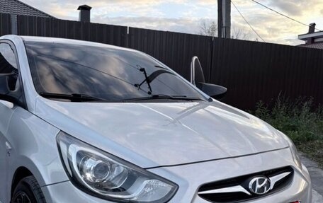Hyundai Solaris II рестайлинг, 2013 год, 770 000 рублей, 7 фотография
