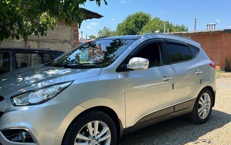 Hyundai ix35 I рестайлинг, 2012 год, 1 400 000 рублей, 2 фотография