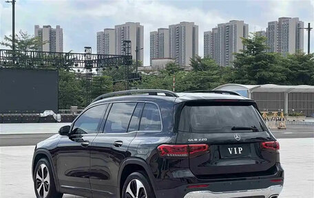 Mercedes-Benz GLB, 2021 год, 2 070 000 рублей, 6 фотография