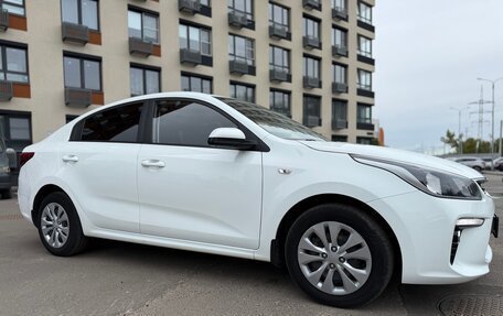 KIA Rio IV, 2019 год, 1 060 000 рублей, 8 фотография