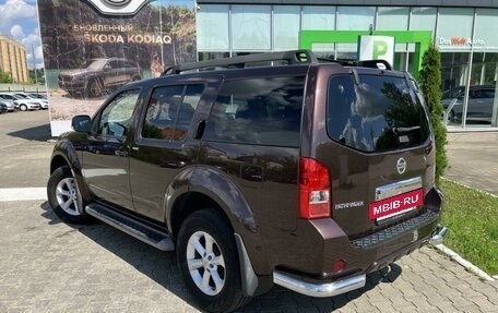 Nissan Pathfinder, 2012 год, 1 300 000 рублей, 2 фотография