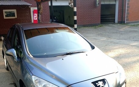 Peugeot 308 II, 2008 год, 335 000 рублей, 2 фотография