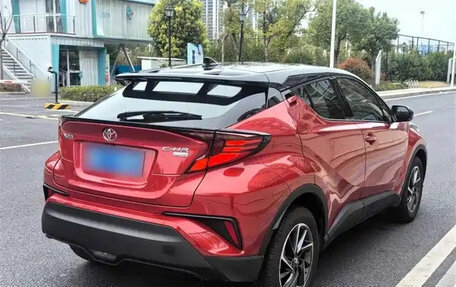 Toyota C-HR I рестайлинг, 2021 год, 1 409 222 рублей, 4 фотография