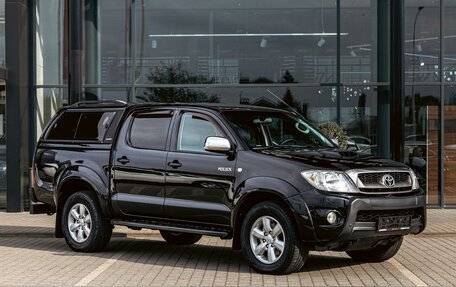 Toyota Hilux VII, 2011 год, 1 955 000 рублей, 3 фотография